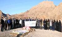 حضور كاركنان بسيجي شركت توزيع برق استان سمنان در گلزار شهدا